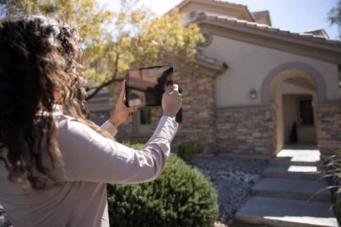 The real estate sector was one of the last to embark on the digital transformation path, but it's definitely on that path now.