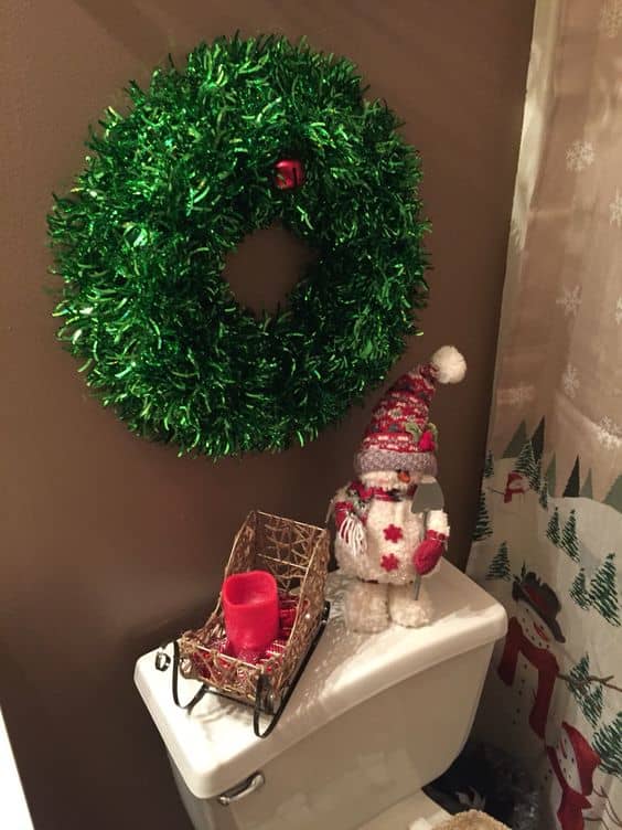 35+ Enchanting Christmas Bathroom Decor Ideas HubPages