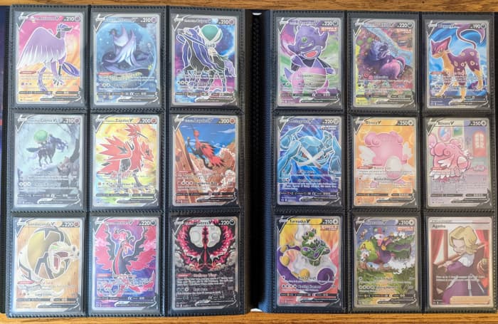 Chilling Reign - Full Art Collection (including Moltres V Alternate Art)