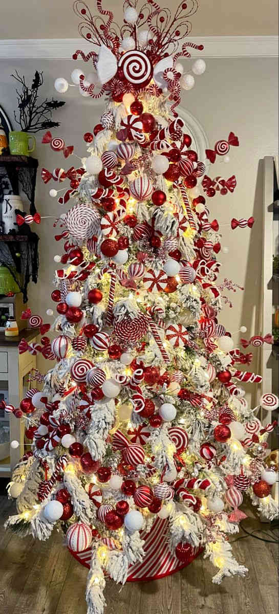 gorgeous-christmas-tree-decorations-that-youll-love