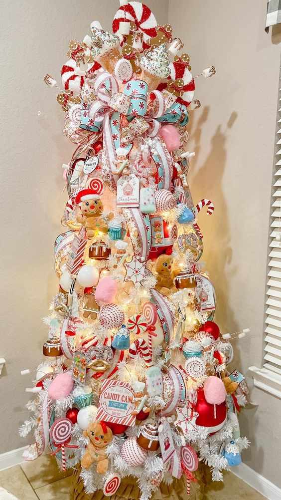 gorgeous-christmas-tree-decorations-that-youll-love