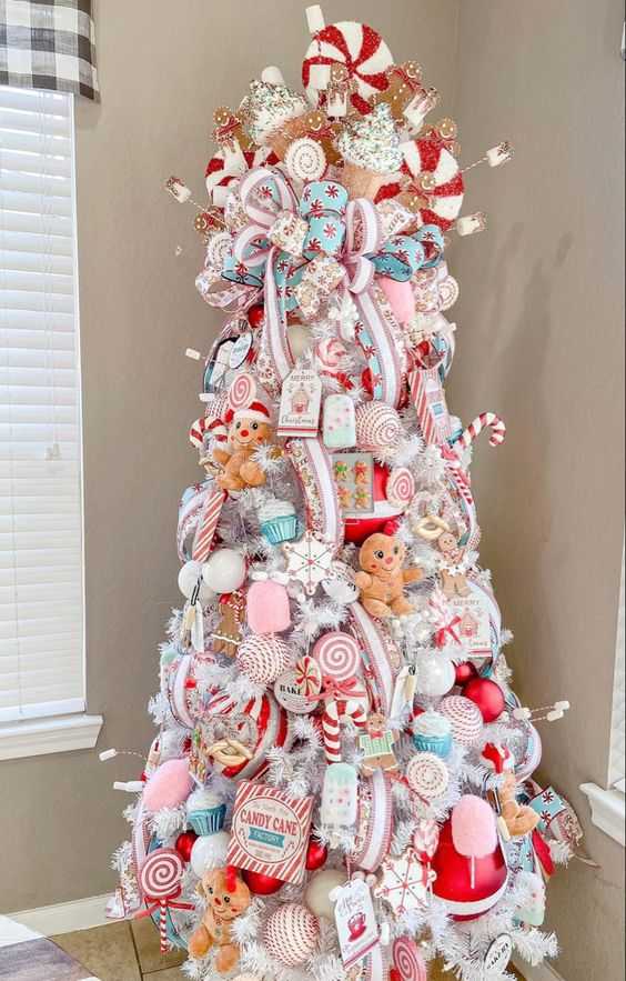 gorgeous-christmas-tree-decorations-that-youll-love
