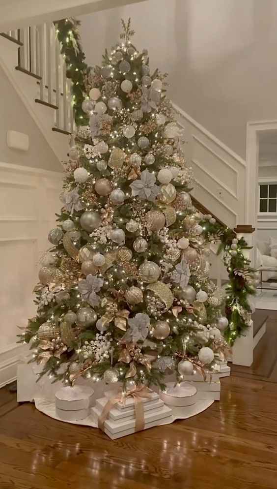 gorgeous-christmas-tree-decorations-that-youll-love