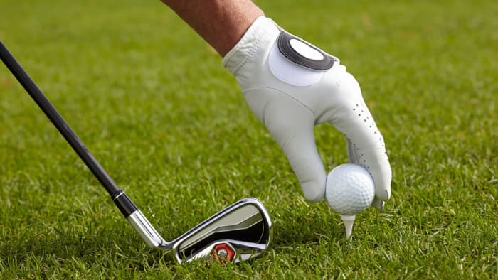 What To Wear And Bring To A Golf Tournament: A Spectator's Guide - Hubpages