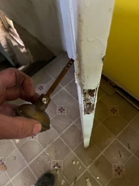 How to Remove a Mortise Lock From an Old Door - HubPages