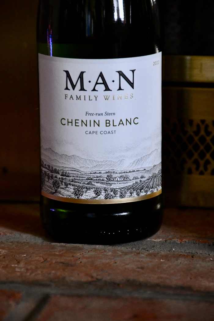 Four Refreshing White Wine for Hot Days Delishably