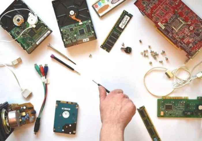 What Is Computer Hardware? Definition Plus 20 Examples - HubPages