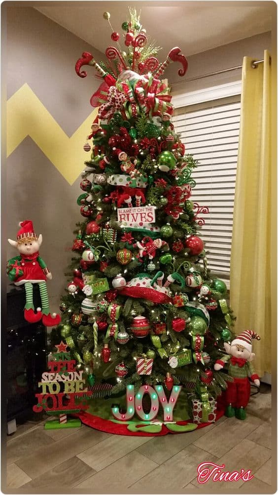 45+ Creative Christmas Tree Themes & Ideas for 2023 - HubPages