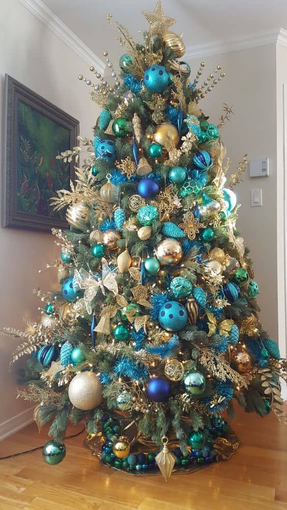 45+ Creative Christmas Tree Themes & Ideas for 2023 - HubPages