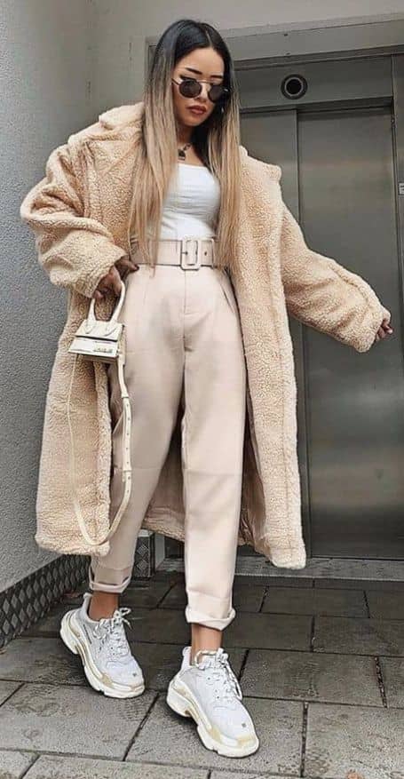 40+ Super Stylish Winter Outfits for Women 2024 - HubPages