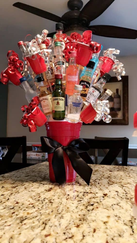 90+ Easy Valentines Gifts for Him That He'll Love - HubPages