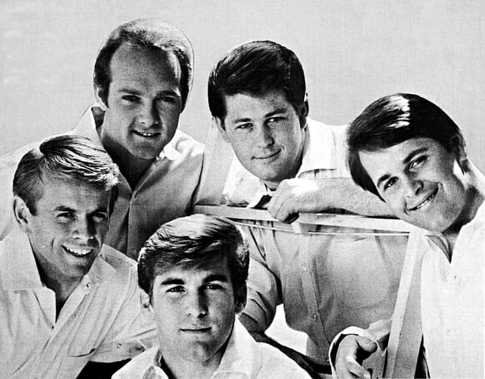 25-feel-good-songs-of-the-1960s-spinditty