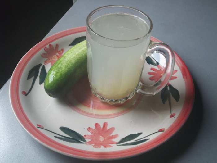 Serve a glass of the juice plus one cup of cucumber to one person