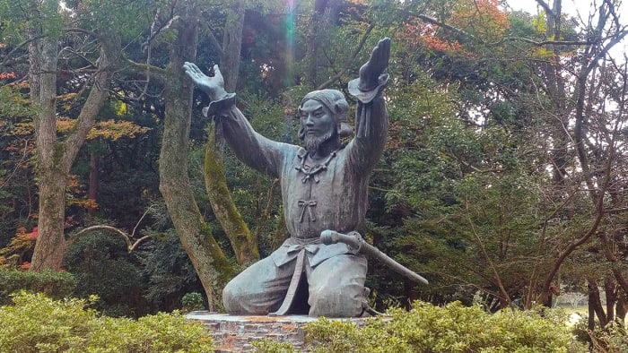 Kind and gentle Ōnamuji, more commonly known as Okuninushi, is one of the most beloved deities in Shintoism.