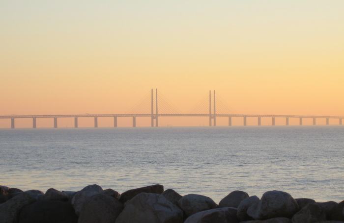 The Öresund Bridge between Denmark and Sweden is part of the Trans-European Networks; it is symbolic of the increasing ease of trade and co-operation between Member States.