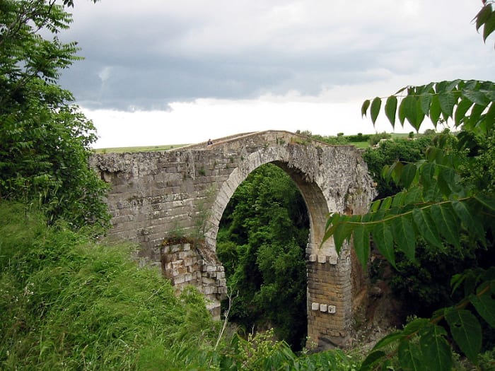 An Etruscan bridge in Vulci, Italy bears testament to the capabilities of a commonly forgotten group of people.