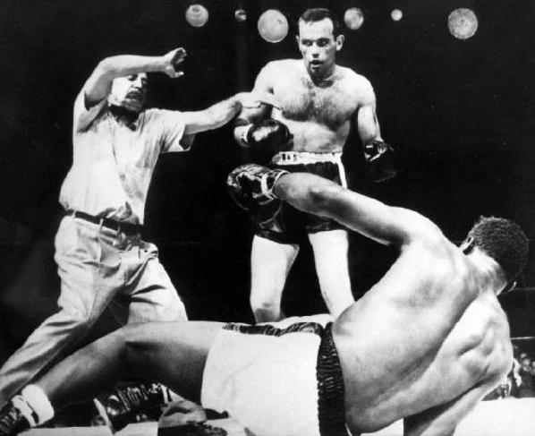Ingemar Johansson and Floyd Pattersson 1959. Johansson and Patterson would become firm friends in later life, running the Stockholm Marathon together in 1982 and 1983. Patterson won the world heavyweight title aged 21, the youngest at the time.