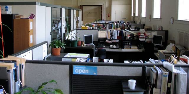 An open plan office can be distracting and even painful to fibromyalgia sufferers, too cold or too hot, too noisy and hard to concentrate!