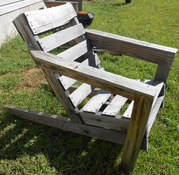 This is a great adirondack chair design using reclaimed shipping pallets. The best part is its free! Used shipping pallets can be found just about anywhere.