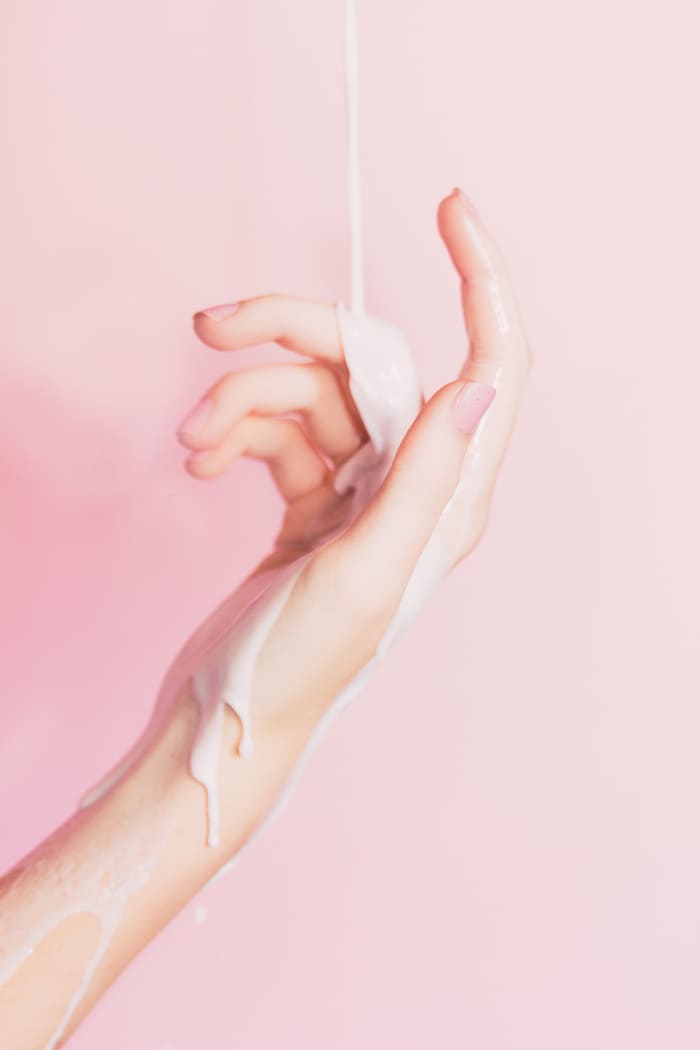 If you have sensitive skin, you probably struggle to find a body lotion that doesn't cause irritation.