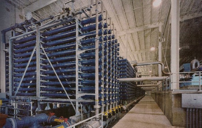 A plant showing the equipment for osmotic filtering.