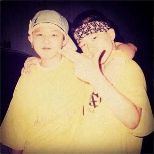 Childhood photo of GD and Taeyang. GD posted this photo on his Twitter when he greeted Taeyang a happy birthday