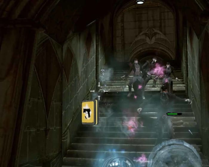 Deadpool should stay in this corner of the compound and use the heavy chain gun against the exploding mutant clones.