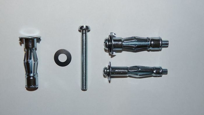 Hollow expansion anchors