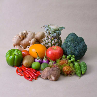 Fruit and vegetables are essential in maintaining good health and preventing diseases such as ischemic heart disease and stroke.
