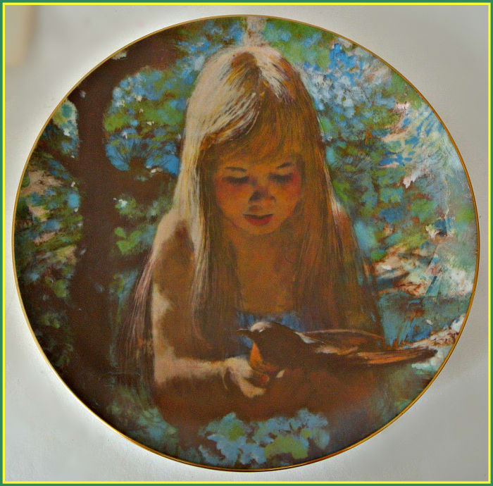 Viletta & Artist Thornton Utz 1980 DAWN Precious Moments Collection Plate. Made by Viletta China & artist Thornton Utz. This is the fifth issue in the Precious moments Collection, titled DAWN, dated 1980. Plate is 8 3/8" in diameter.