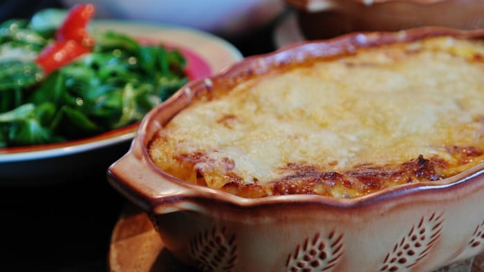 Bringing comfort food for both the patient and caregiver ensures that everyone feels nourished and cared for.