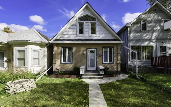 The vast majority of buyers feel intimidated or too shy to really look around the home when the owner is right there with them.