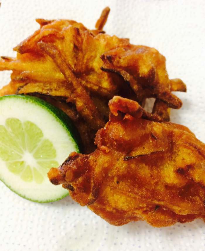 Homemade Onion Bhajis An Easy and Tasty Vegetarian Recipe Delishably