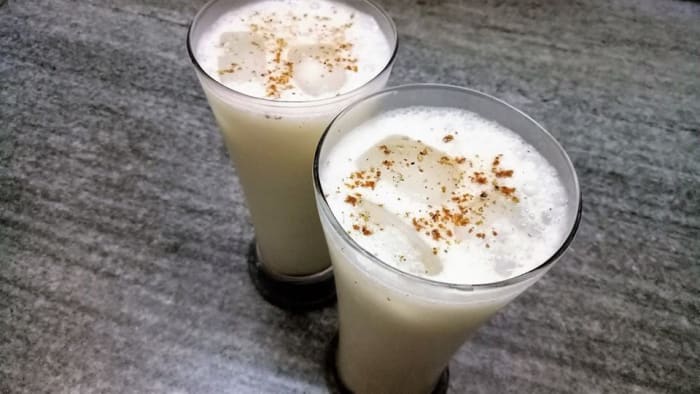 Chaas (Buttermilk) Recipe: A Traditional Indian Beverage - Delishably ...