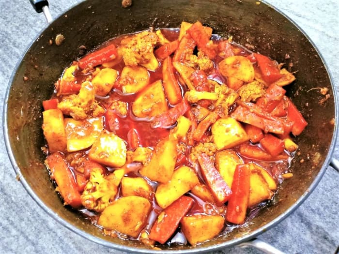 The popular cauliflower, carrot, and turnip pickle, which has both a sweet and a sour taste.