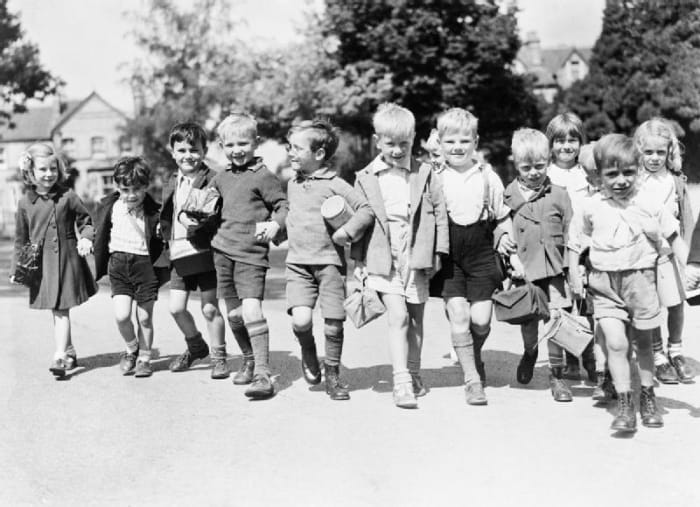 Child evacuees from Rotherhithe in Kent UK during 1940