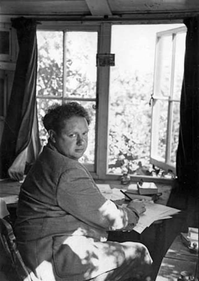 Dylan Thomas' &quot;And Death Shall Have No Dominion&quot; - Owlcation - Education