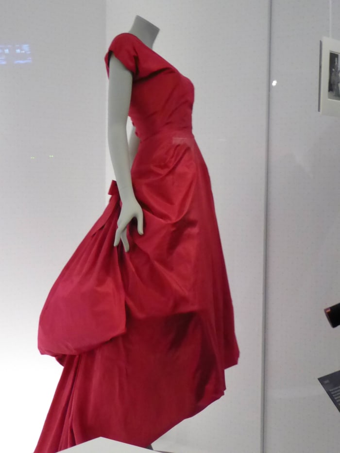 This fuchsia evening dress was the first garment by Balenciaga to enter the V&A's collection. Image by Frances Spiegel with permission from the V&A Museum. All rights reserved.