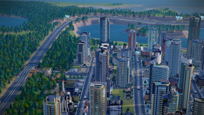 Traffic can be a nightmare in "SimCity 2013." Before I learned to manage traffic, my highway was full, for as far as the eye could see