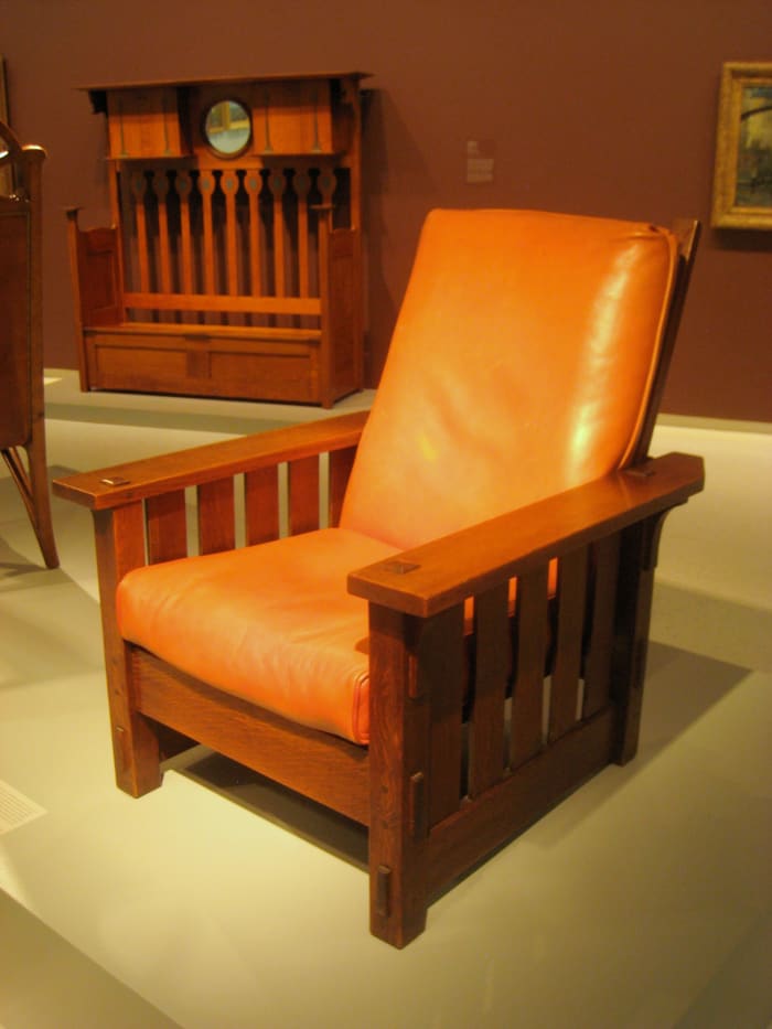 1902 Adjustable chair by Gustav Stickley in the Arts and Crafts style