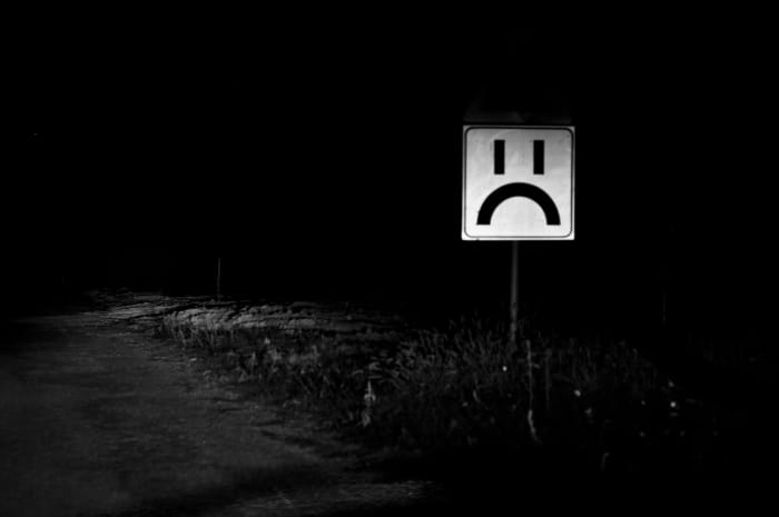 Are you sad that you're out of ideas for a new photo? Worry not! Inspiration can come from the most unexpected places...like a street sign!