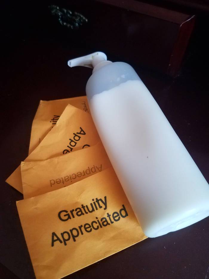 The Do’s, Don’ts, and Whys of Tipping Your Massage Therapist