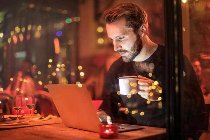 What is the connection between internet use and social isolation? Do socially isolated people simply gravitate to the internet, or does internet use actually cause people to become more socially isolated?