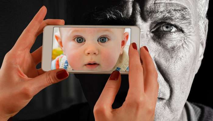 As well as many advantages, digital cameras have brought disadvantages too. Organizing and storing thousands of photographs, for instance, is time-consuming, takes computer skills, and can be overwhelming for many people.