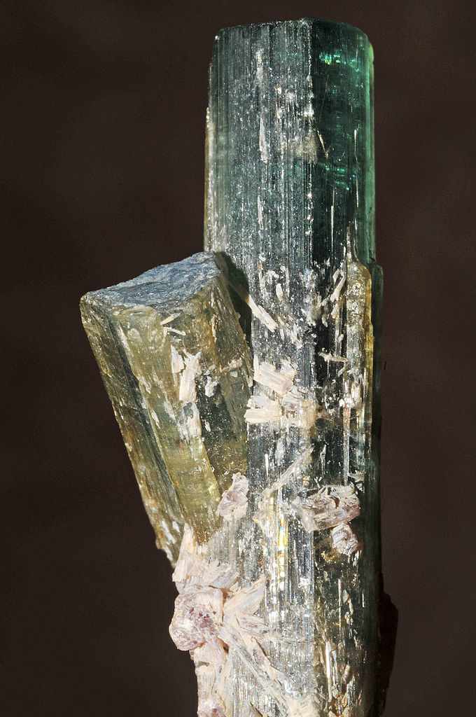 Green tourmaline can help remove fear and uncertainly.
