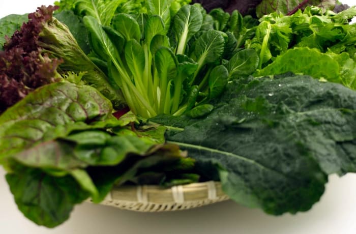 Leafy green veggies are jam-packed with antioxidants and vitamins that protect the eyes.