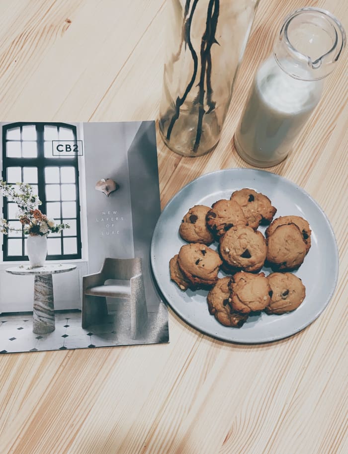 To celebrate the day, I baked (what else?) chocolate chip cookies. I love dunking them in a glass of milk. Yummy!