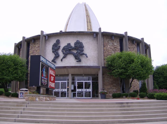 The Pro Football Hall of Fame is located in Canton, Ohio, and includes 21 inductees who played for the Cleveland Browns.
