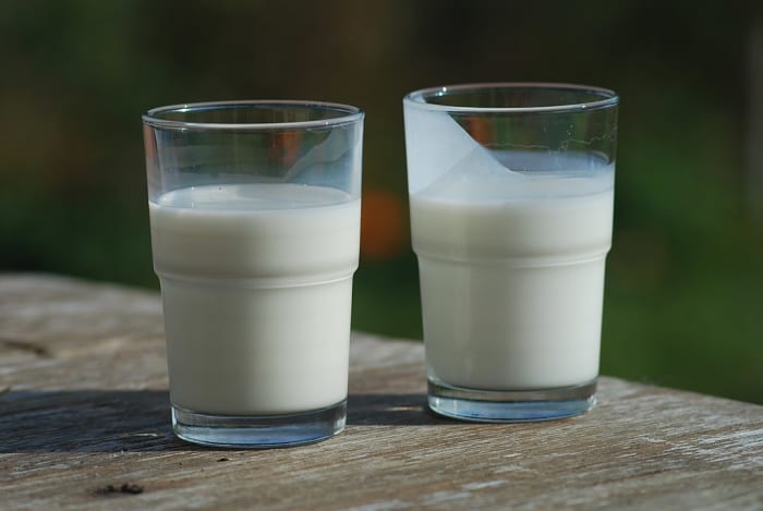 This is supposed to be buttermilk because sweet milk and cornbread is not a good fit.