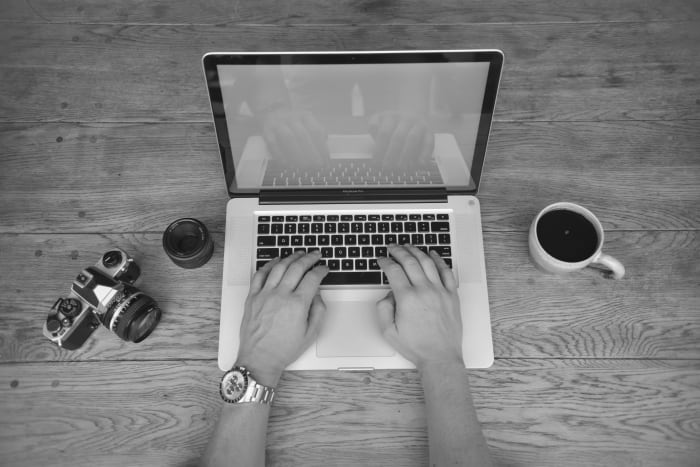 Starting a blog isn't as difficult as you might think. Get advice for getting your blog up and running in just 15 minutes.